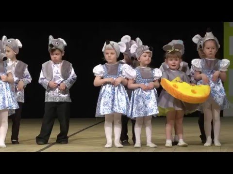 Видео: Семь нот в Домодедово (Танец мышат)