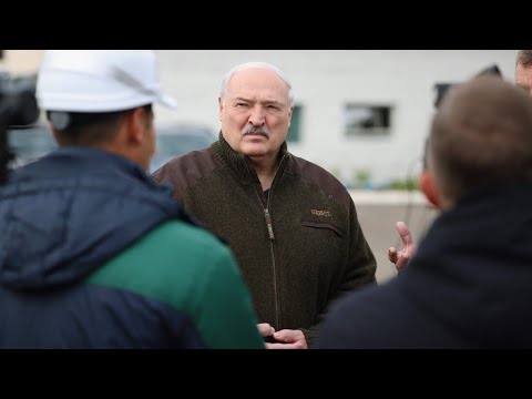 Видео: 🔥🔥🔥Лукашенко: "Я дам тебе две коровы, чтобы разводить - у меня 25 дойных коров!!!" ПОЛНОЕ ВИДЕО!!!