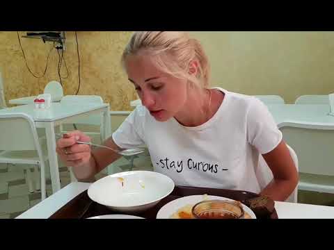 Видео: Витязево. Столовая Екатерина обзор. Комплексный обед. Отзыв о гостевом доме Екатерина из Перми