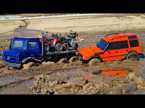 Видео: Груженый UNIMOG 6x6 уделал подготовленный LR DISCOVERY на бездорожье! ... RC OFFroad 4x4