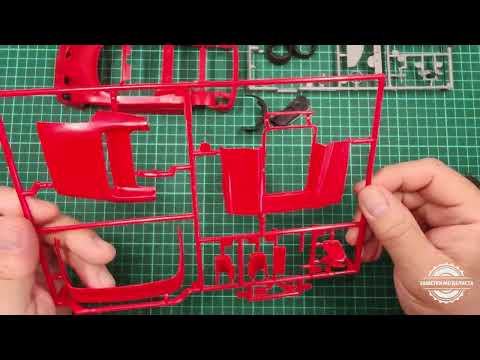 Видео: Модель автомобиля Ferrari F50 от компании Revell, масштаб 1/24. Часть 1 Обзор коробочки.