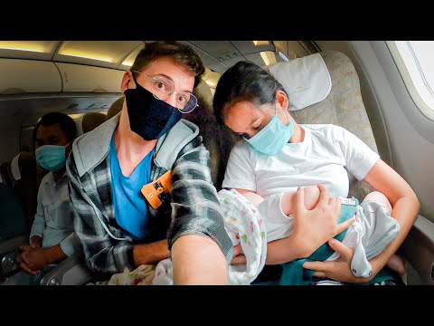 Видео: Наш первый стресс-перелет с 2-ух месячным малышом. Прощаемся с морем, друзьями и родиной Юрчика