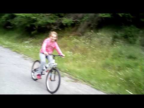 Видео: Разходка в с.Еремия -обл.Кюстендил