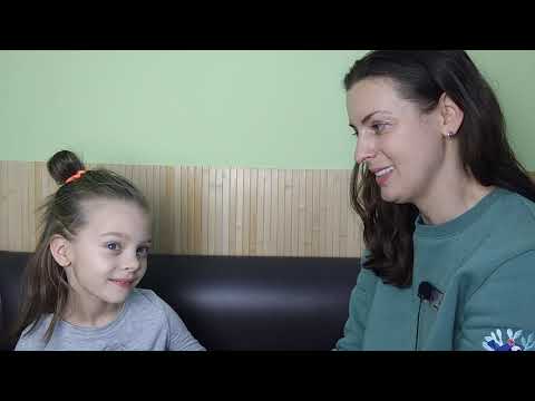 Видео: лікар разом з донечкою))