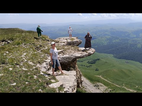 Видео: Пещера на Малом Бермамыте с хорошим светом, Худесские лабиринты