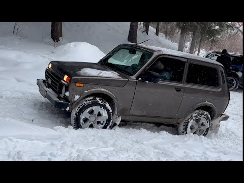 Видео: Нива легенда 2022 ПЕРВЫЕ ПОКАТУШКИ