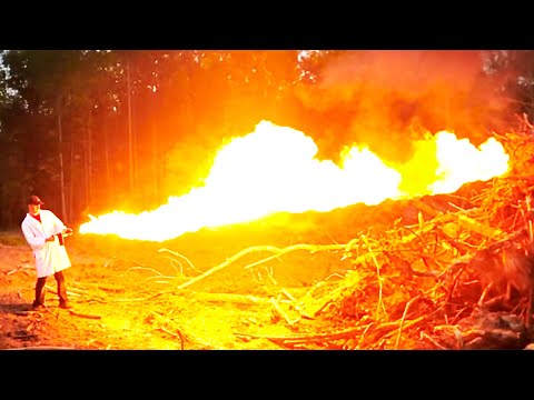 Видео: Я построил мини-огнемет