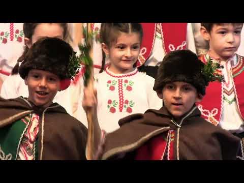 Видео: Коледари в детската градина