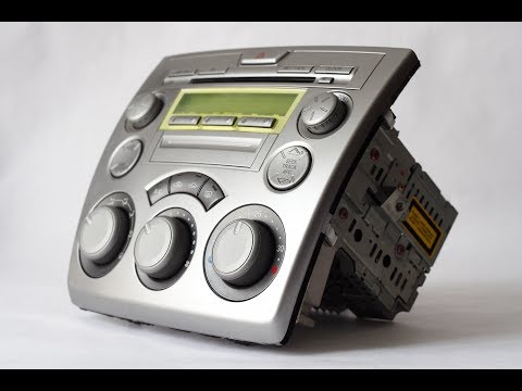 Видео: Mazda Demio замена штатной магнитолы видеоотчет