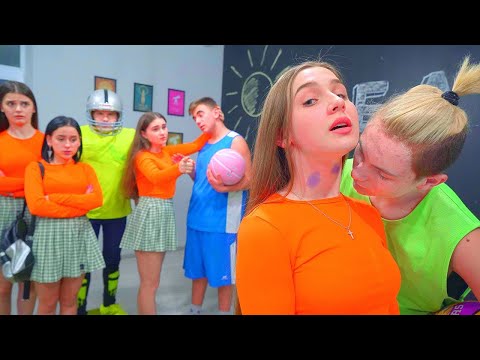 Видео: Победителят в играта може да целуне Даяна! 😍 Най-готиното предизвикателство в училище!