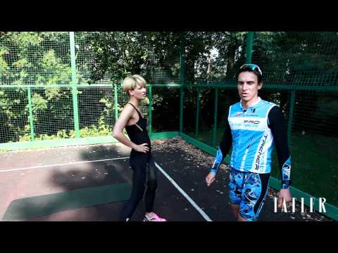 Видео: Как тренироваться в парке: фитнес на свежем воздухе от Полины Киценко