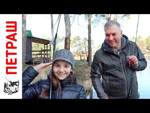 Видео: ДЕТСКИЙ СПИННИНГ ловля ЩУКИ на Мик Маус