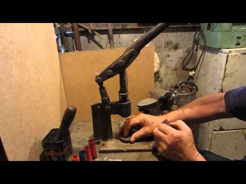 Видео: Калибровка пластиковых гильз (2 часть).