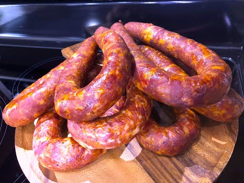 Видео: Домашняя Колбаса ШАШЛЫЧНАЯ в духовке , рецепт для всех, готовить легко. Закуска к празднику