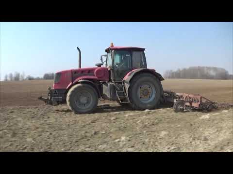 Видео: Прокати меня милый на тракторе :)