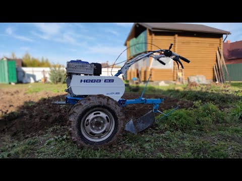Видео: Вспашка плугом ПЦ-1-18 без адаптера