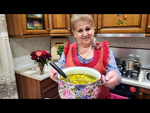Видео: Що приготувати на ОБІД щоб було швидко смачно і ситно? Насмачніший бабусин суп. Неперевершений смак!