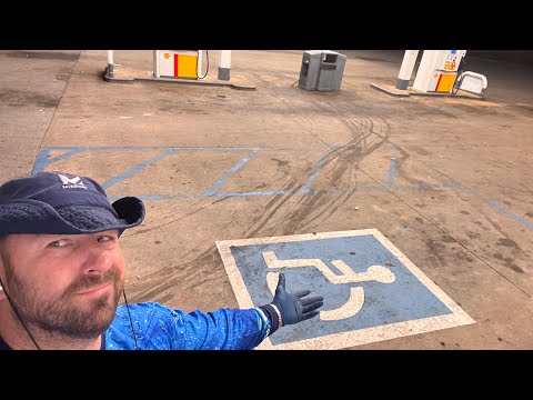 Видео: МОЙКА ВЫСОКИМ ДАВЛЕНИЕМ НА САМОЙ ГРЯЗНОЙ АЗС НА СВЕЖЕЙ МИРЕ! МЫ ОТМЫЛИ ЭТУ СТОЯНКУ ДЛЯ ГРУЗОВИКОВ...