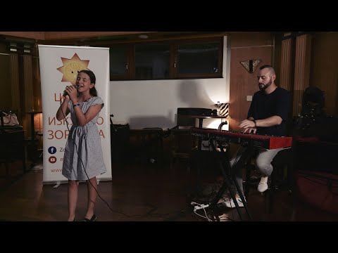 Видео: Мария Сантева & Димитър Атанасов - Синева (live cover)