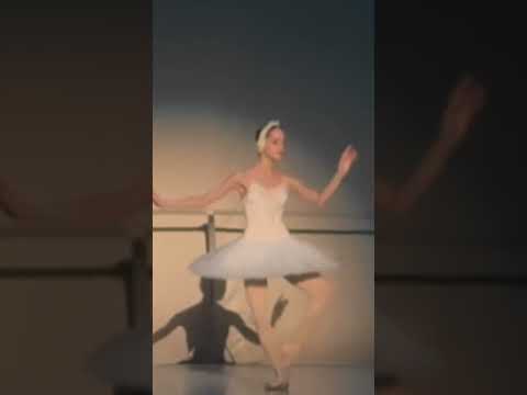 Видео: Умирающий лебедь - гос экзамен по актер мастерству - МГАХ 2025г- Алика Венская - Ермощенко