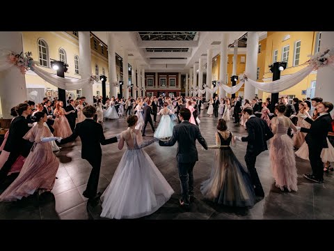 Видео: Бал факультета компьютерных наук