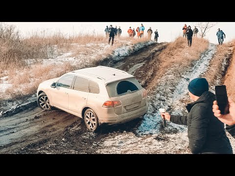 Видео: Как стынет кровь в жилах. TOYOTA против AUDI и BMW на БЕЗДОРОЖЬЕ!