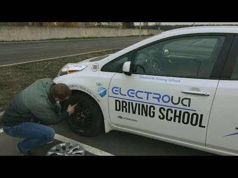 Видео: Датчики Давления в Шинах, Переобувка на Nissan Leaf