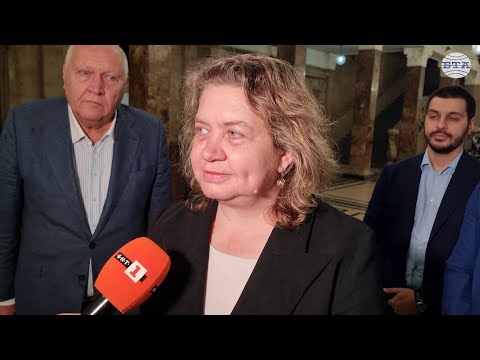 Видео: Наталия Киселова коментира в Перник предстоящата ротация на председателя на Народното събрание