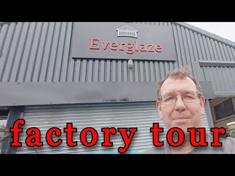Видео: Как изготавливается окно ПВХ: экскурсия по заводу Everglaze