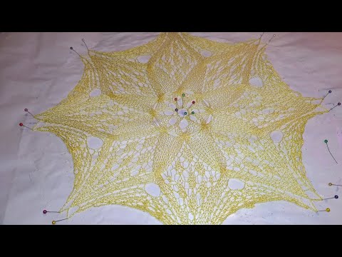 Видео: Ажурные салфетки спицами. САЛФЕТКА  11 (часть 4).
