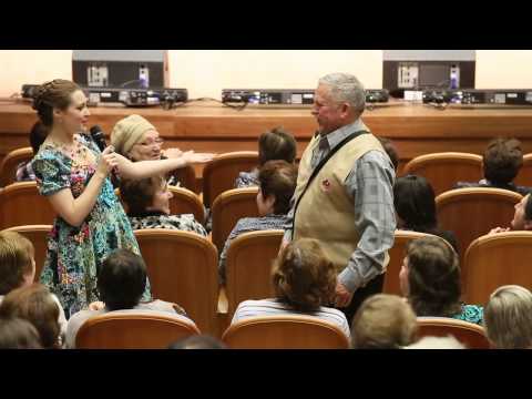 Видео: ПЕНЗАКОНЦЕРТ - Марта Серебрякова - "Мы на лодочке катались"