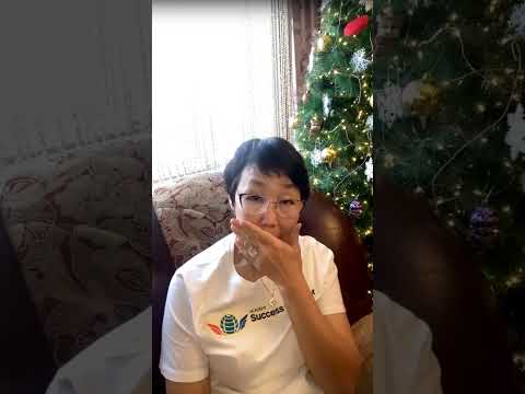 Видео: Надежда кэпсээниттэн бары да долгуйан ыллыбыт .