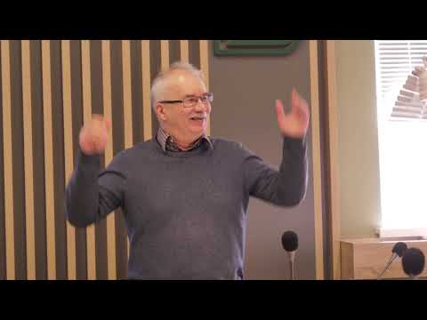 Видео: Кандид или Оптимизм? Обсуждение повести Вольтера.