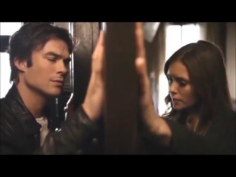 Видео: Damon & Elena - облака.