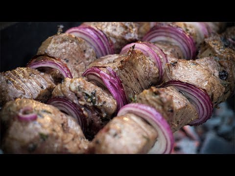 Видео: Любимый маринад для шашлыка. Сырный баклажан.