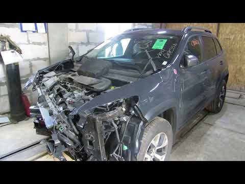Видео: Jeep cherokee trailhawk Разборка и вытяжка лонжеронов!)
