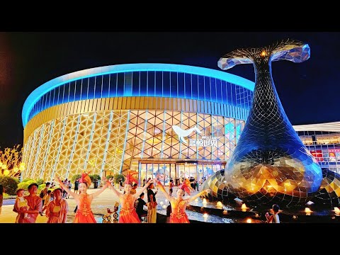 Видео: Потрясающий торговый центр «Гигантский кит» в Китае! Самый яркий новый город Шанхая