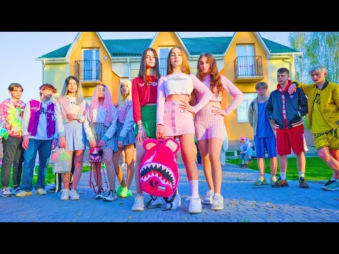 Видео: BARBIE GIRLS 💖 Даяна прие нови ученици в екипа си 🥳 Училището е в шок!