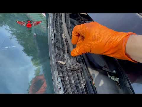 Видео: Mercedes w203 струйные стеклоомыватели не работают