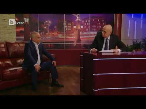 Видео: Шоуто на Слави: Актьорски изпълнения: Делян Пеевски и  Веселин Марешки - 25.04.2018