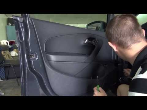 Видео: Разборка двери на Volkswagen Polo V 2013 Door Removal