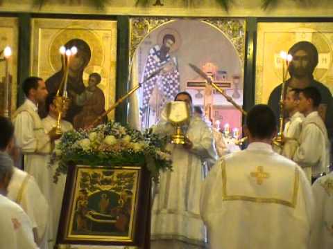 Видео: Св. Литургия след освещаването