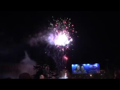 Видео: День победы! 9 мая 2016 г.. г.Уссурийск . Салют!