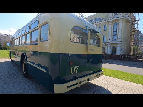 Видео: Легендарный Ретро- троллейбус МТБ- 82 в Казани. Серийно производившийся с 1946 по 1961 год.