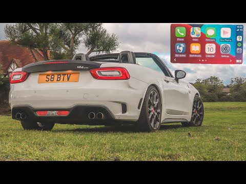 Видео: Установка Apple CarPlay на мой Abarth 124 Spider! Эпическая модификация!