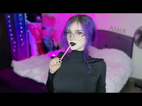 Видео: ⋅ ♰ готический терапевт берет у вас интервью ASMR ♰ ⋅
