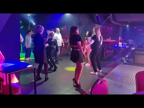 Видео: Ночь в диско клубе Притяжение