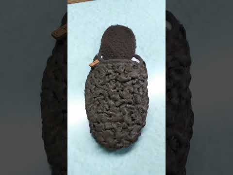 Видео: Так делаются тапочки в Греции, ч 2.That's how slippers are made in Greece.