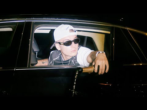 Видео: ENTYPE - МамаПапа (Lyric Video)