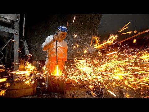 Видео: Как изготавливались японские самурайские мечи. Сверхсекретная история кузнеца мечей